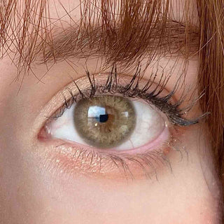 beautiful natural looking hazel colored contacts in brown eye